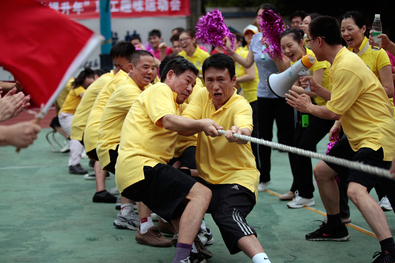 难得一见的领导表情哦，加油！