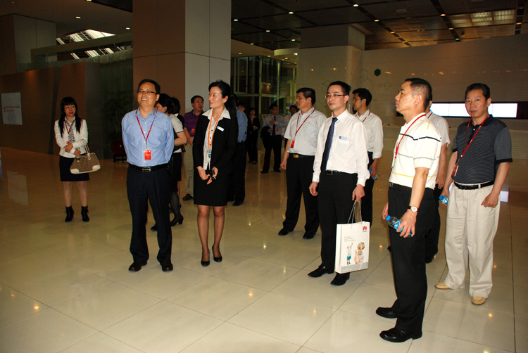 考察我司华为项目部2